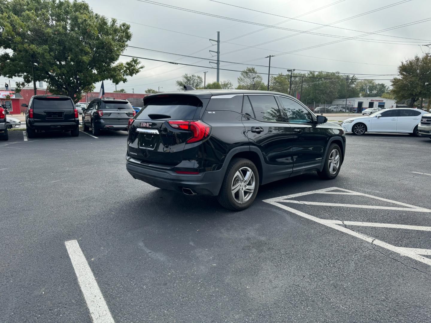 2018 GMC Terrain (3GKALMEX3JL) , located at 945 E. Jefferson Blvd, Dallas, TX, 75203, (214) 943-7777, 32.752514, -96.811630 - Photo#3